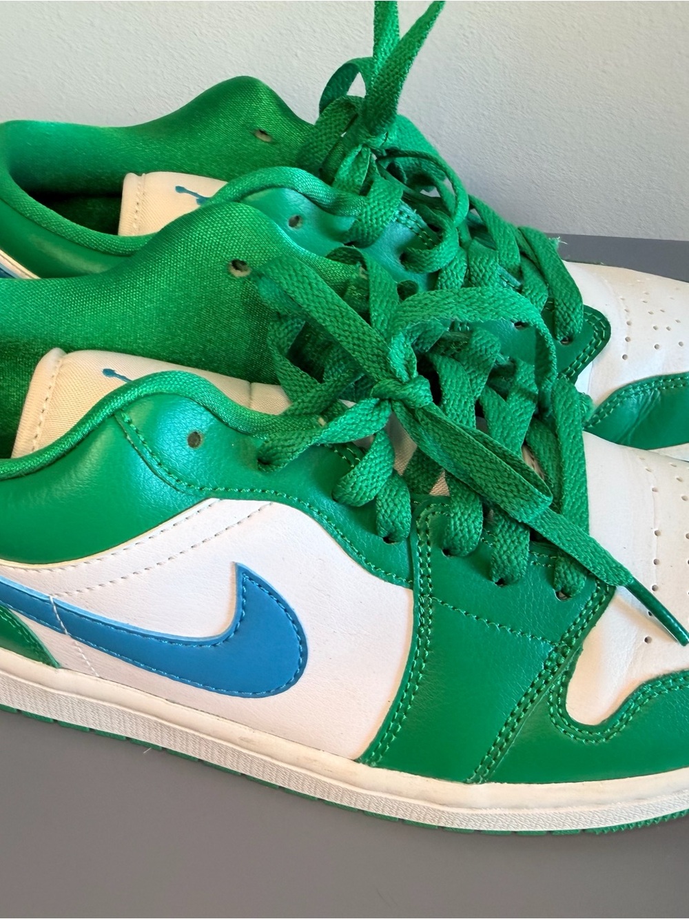 Air Jordan 1 Low Green White Blue Women’s Size 9 Sneakers